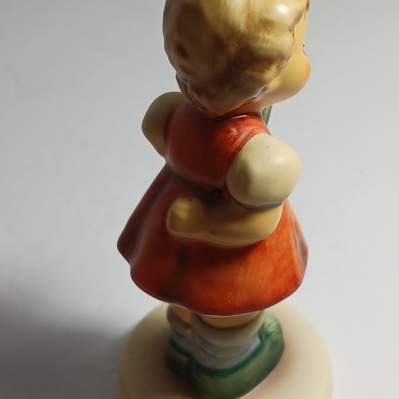 Goebel M.j. Hummel 25 Years Puppet Princess #1664 - Picture 3 of 7